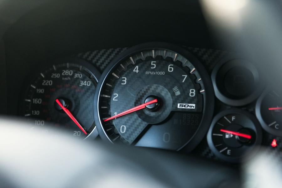  Nissan GT-R 50th Anniversary (R35) 2019 года  (NA) (фото 15 из 40)